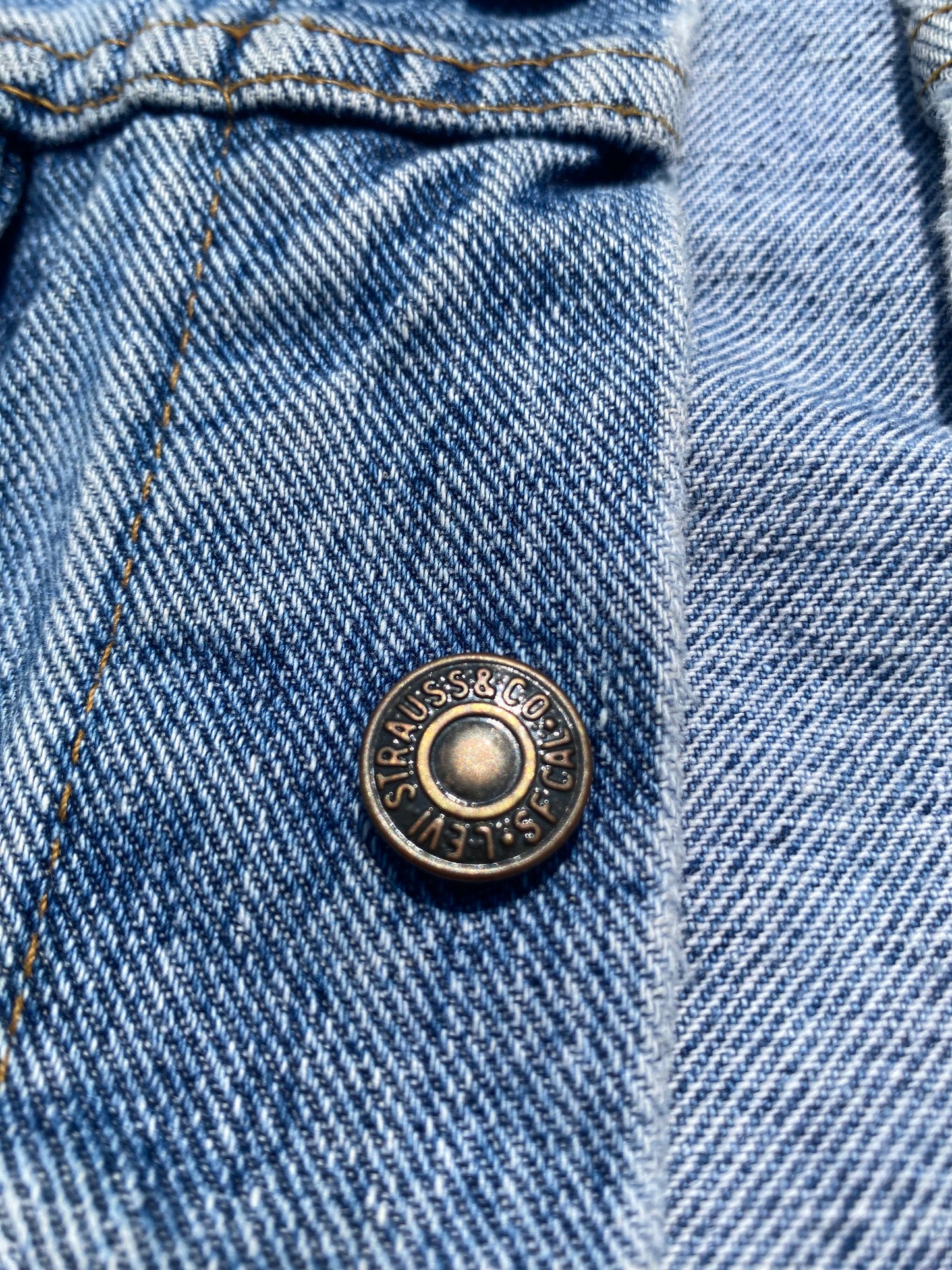 Levi stauss Vintage 90's Demin Trucker Jacket Medium Wash 70507 4890 Mens Large