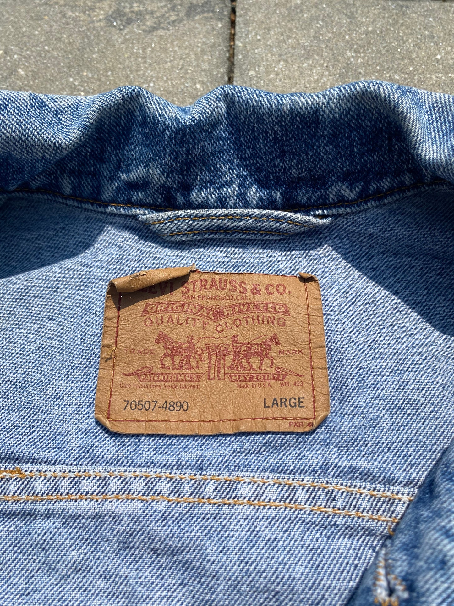 Levi stauss Vintage 90's Demin Trucker Jacket Medium Wash 70507 4890 Mens Large